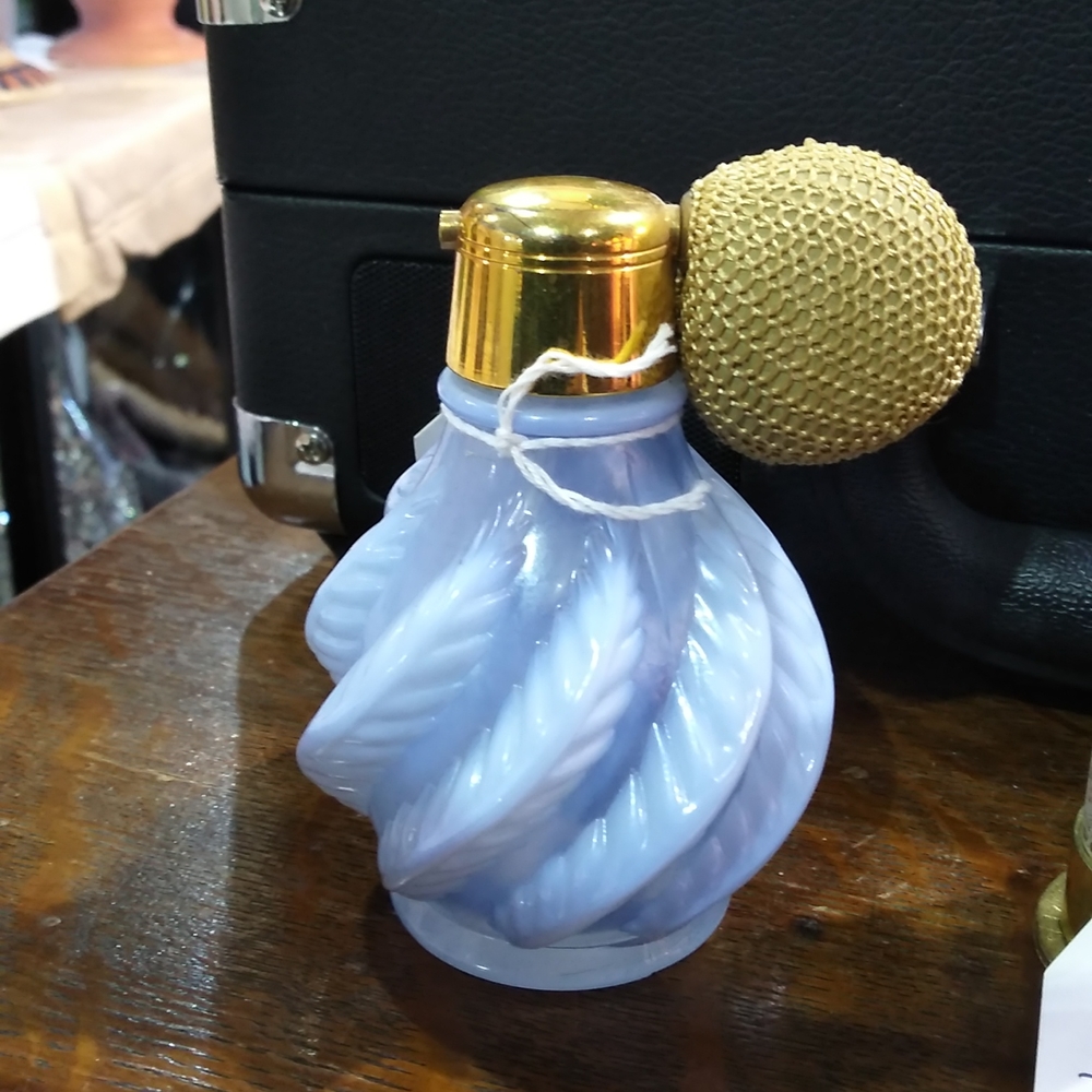 Vintage Feather Pattern Fenton Perfume Bottle 1941